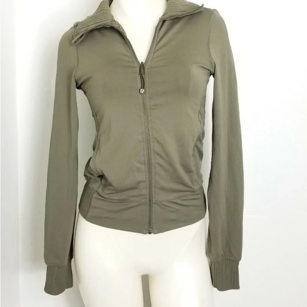 Lululemon Raja Reversible Jacket - Picture 1 of 9